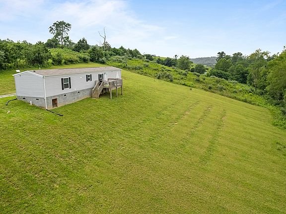 4th image of 3636 Pine Run Rd