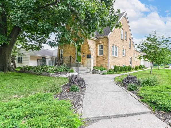 2501 W Moss Ave, Peoria, IL 61604