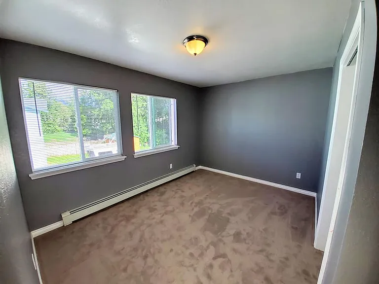1910 E 72nd Ave #2 — Photo 8
