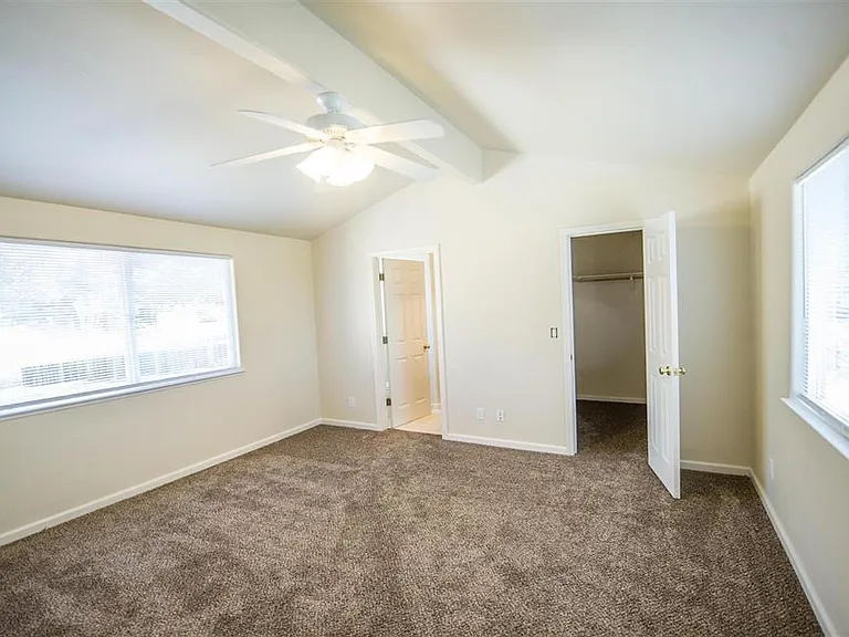 20461 Bay Meadows Dr — Photo 9