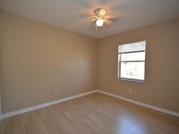5th image of 19 Flemingwood Ln #B