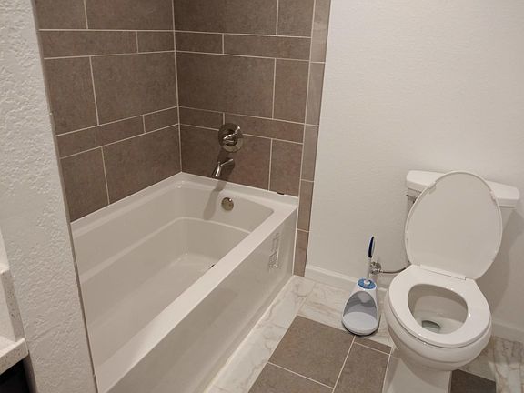 5th image of 12524 E Avenue V10