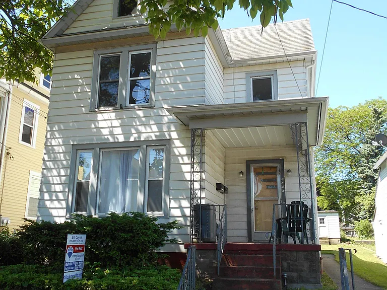 2658 Myrtle St #2 — Photo 1