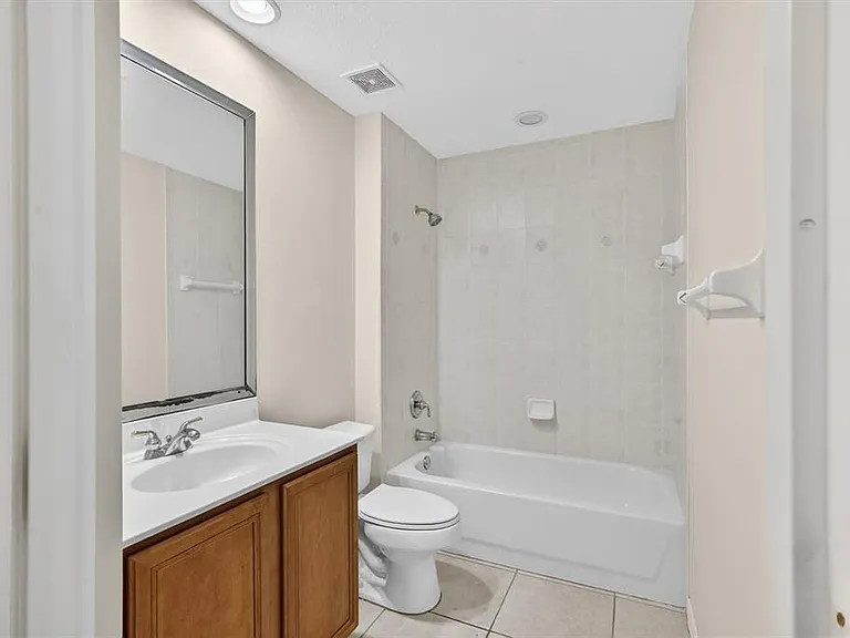 8506 Saint Marino Blvd — Photo 27