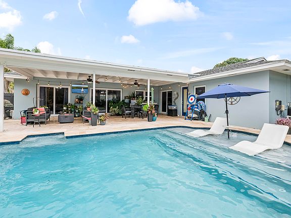 2nd image of 6427 Travis Road