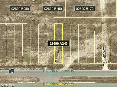 1st image of 37 Diplomat Pkwy W