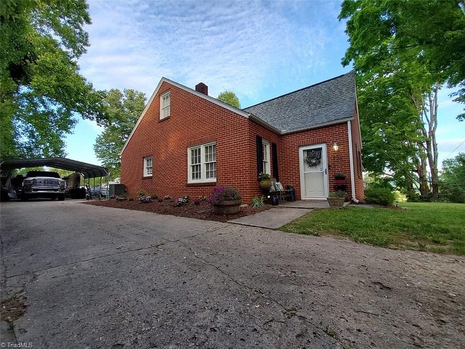 1st image of 708 6th St