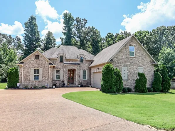 17003 Woodview Cv, Oxford, MS 38655