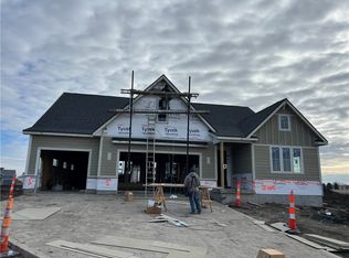 905 Campus Ct NE, Bondurant, IA 50035