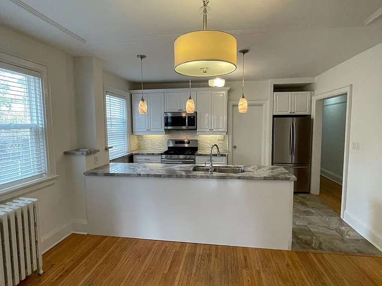 41 Scarboro Beach Blvd #MAIN — Photo 8