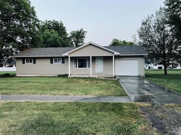 505 E 5th St, Okawville, IL 62271