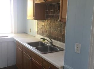 17 Ashton St #2, Worcester, MA 01605