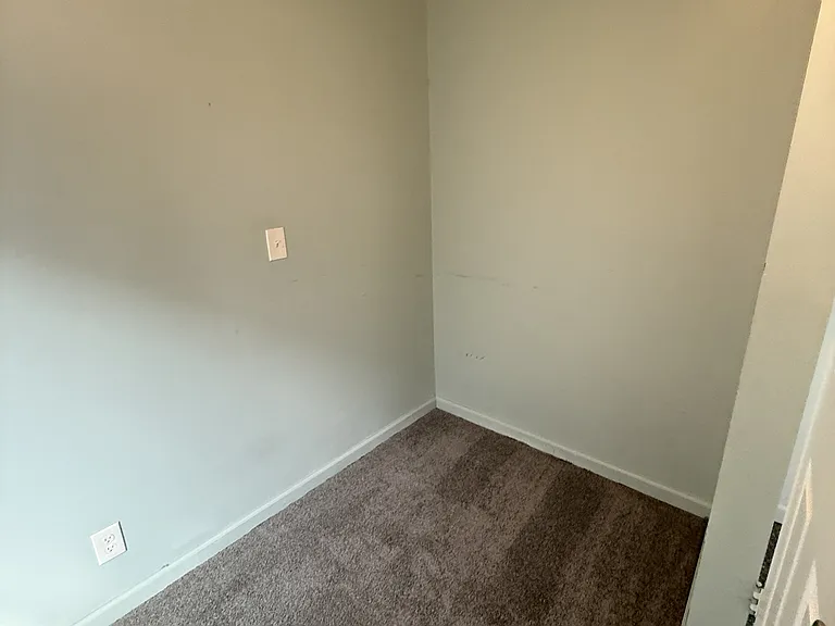 1308 Hanford Ave — Photo 28