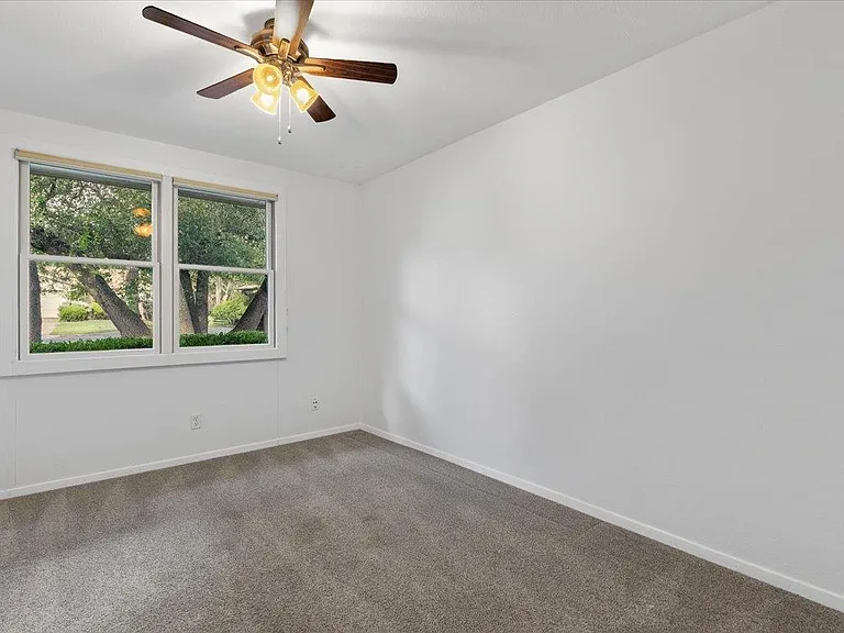 12217 Forsythe Dr — Photo 24