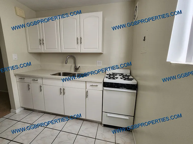 3020 E Mariquita St — Photo 3