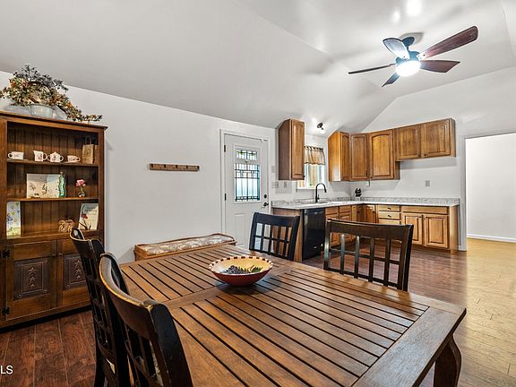5th image of 4633 Thurmer Dr