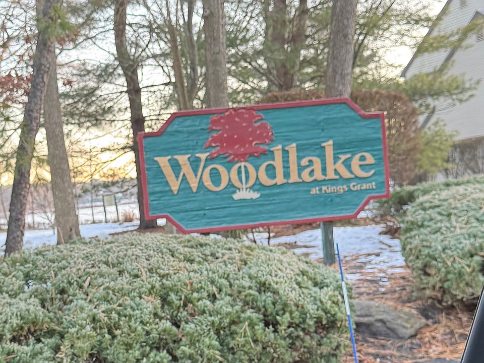 1st image of 307 Woodlake Dr #307