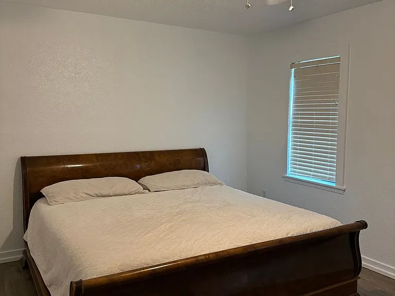 1255 E County Line Rd #D4 — Photo 10