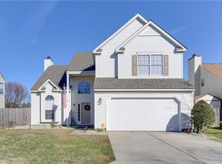 1111 Lands End Dr, Chesapeake, VA 23322