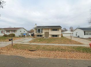 967 18th St SE, Rochester, MN 55901