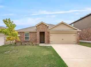 805 Fueller Dr, Aubrey, TX 76227