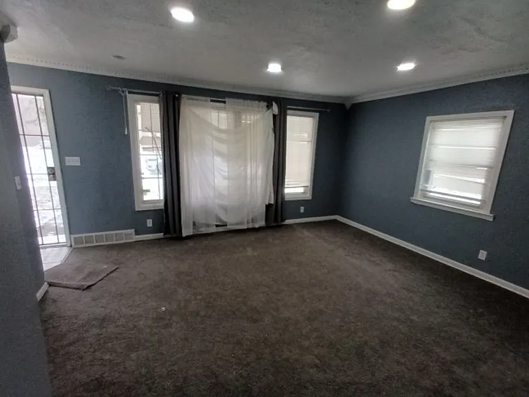 17721 Westbrook St — Photo 8