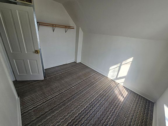 4th image of 1218 W 2nd St