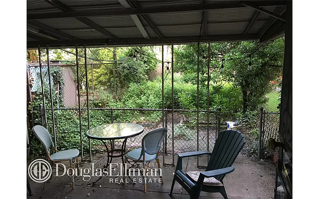 Rented by Douglas Elliman | media 20