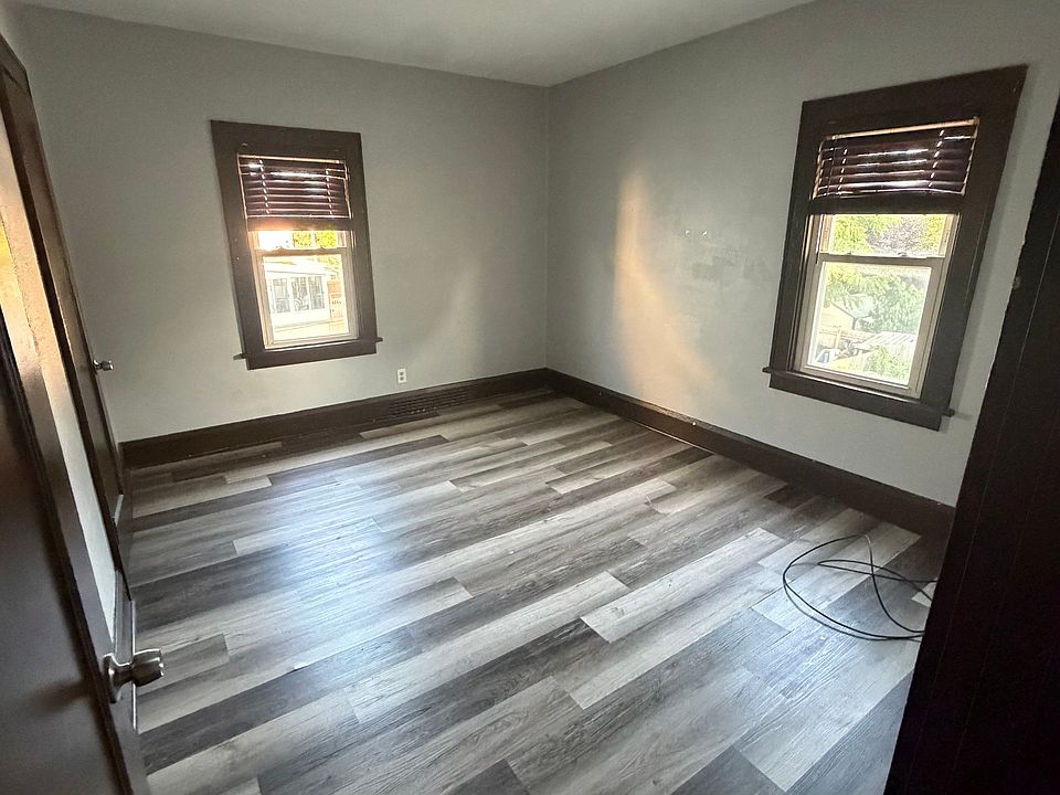 1st image of 2317 75th St