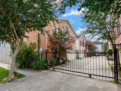 5717 Larkin St, Houston, TX, 77007