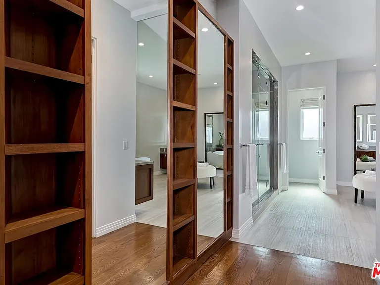 9767 Monte Mar Dr — Photo 36