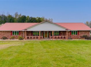 1604 Teague Ln, Kernersville, NC 27284