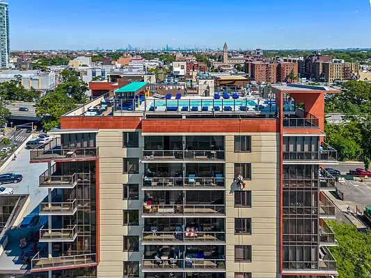 Sold by Ilite Realty Inc | media 25