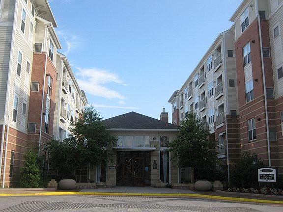 5th image of 9480 Virginia Center Blvd Unit 325