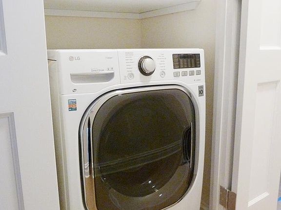 4th image of 245 E 93rd St APT 3D