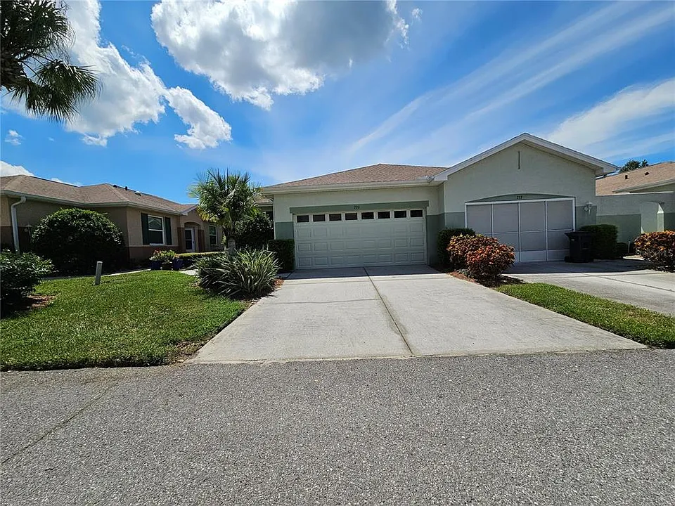 739 Tremont Greens Ln