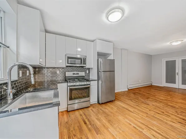 176A 26th Street, Brooklyn, NY 11232