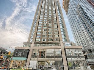 155 Yorkville Ave #1915, Toronto, ON M5R 0B4