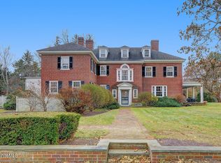 89 Crofut St, Pittsfield, MA 01201