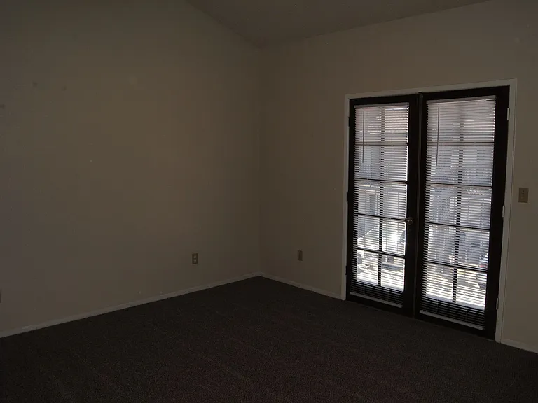 3520 Ashe Rd #1-4 — Photo 8