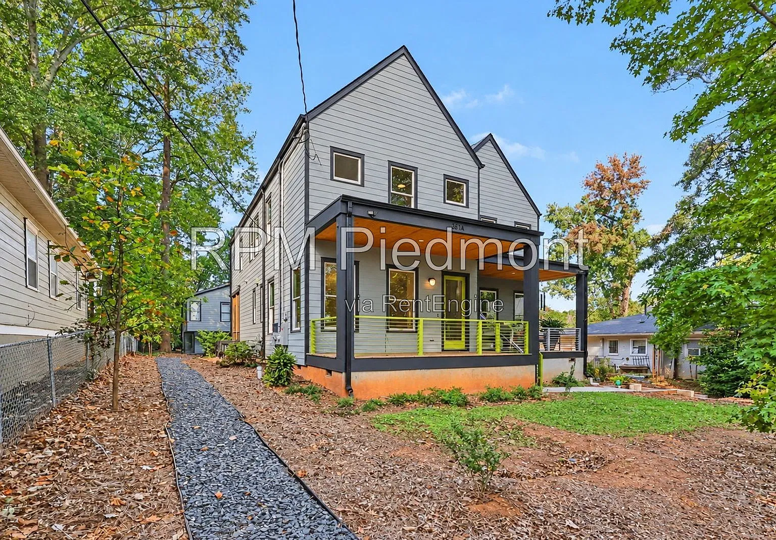 1081 Hill St SE — Photo 1
