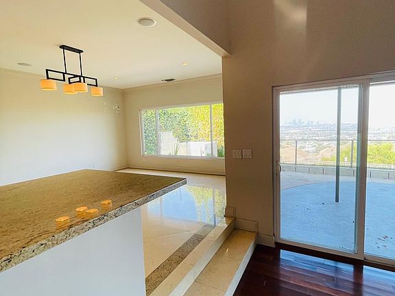 5th image of 4132 Mantova Dr