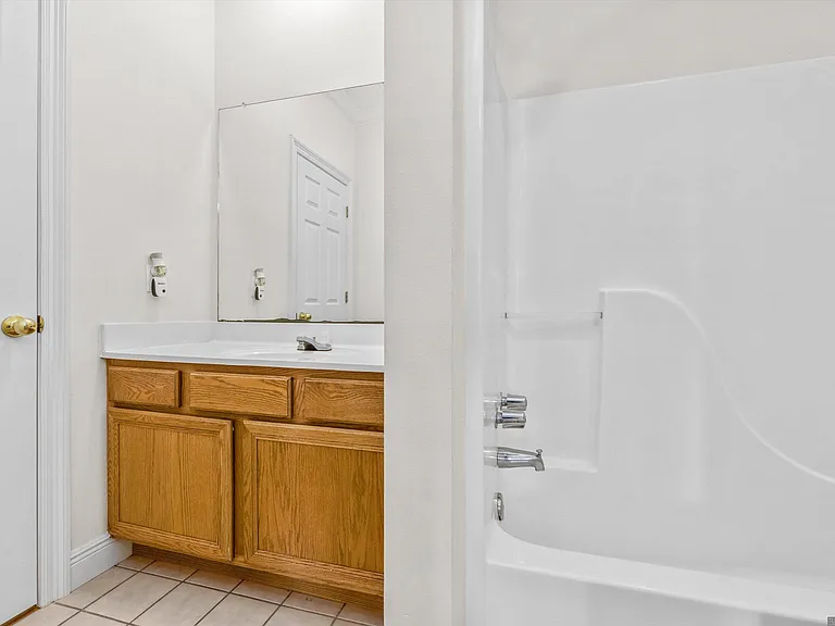 4464 Highland Rd #508 — Photo 8