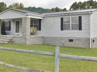 245 Porter St, Narrows, VA 24124