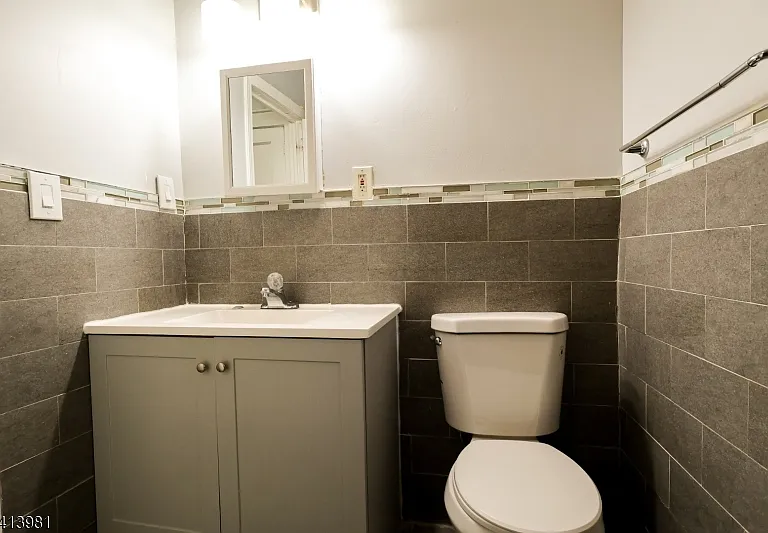 19 Poe Ave #1 — Photo 8