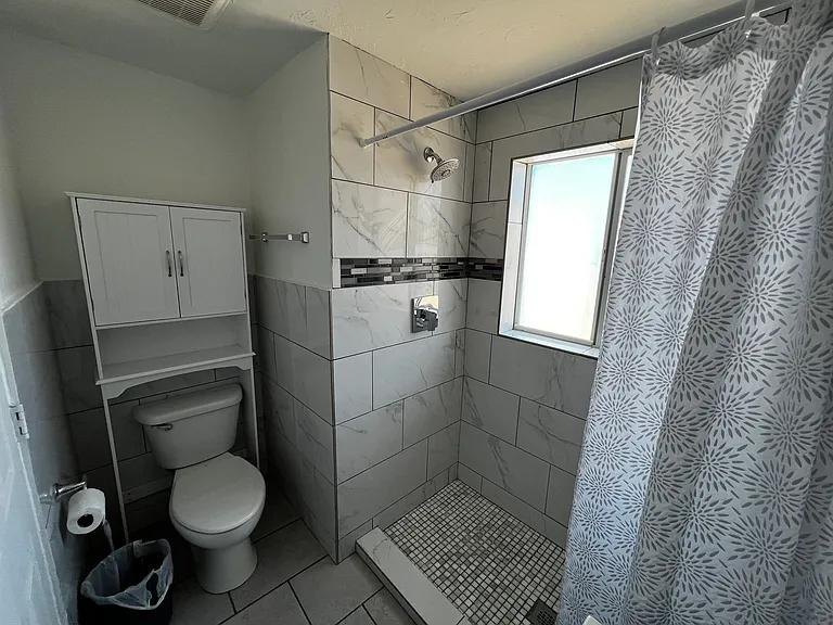 2145 N Belvedere Ave — Photo 3