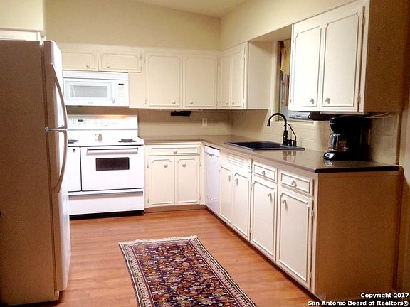 4th image of 404 Fleetwood Dr