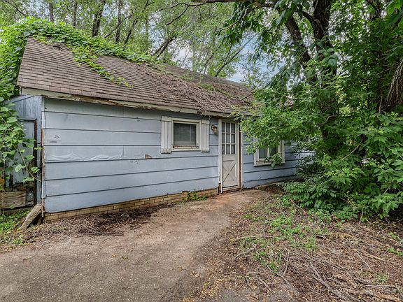 5th image of 16338 New Ave