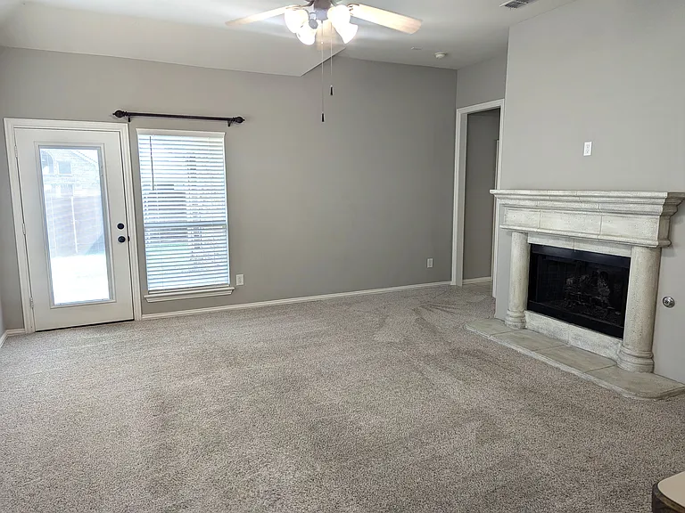 4200 Tiffany Dr — Photo 13