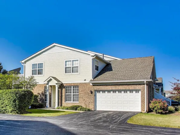 2641 Christie Dr #6-1, Algonquin, IL 60102